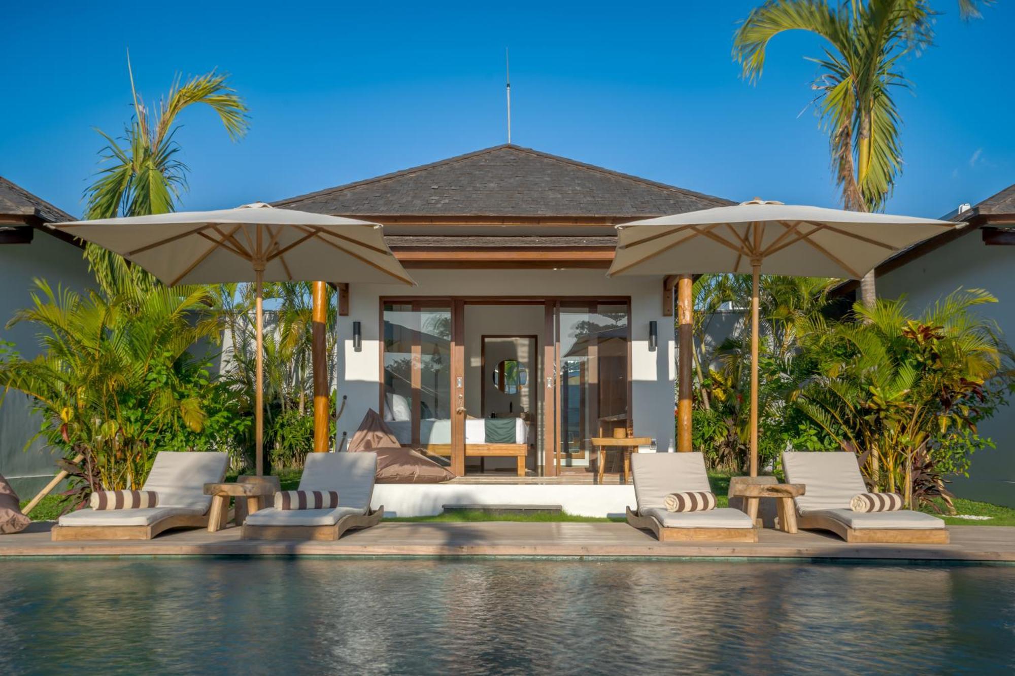 Ehoa Bali Nyanyi Boutique Hotel - In Front Of Entrance To Nuanu Tanah Lot Buitenkant foto